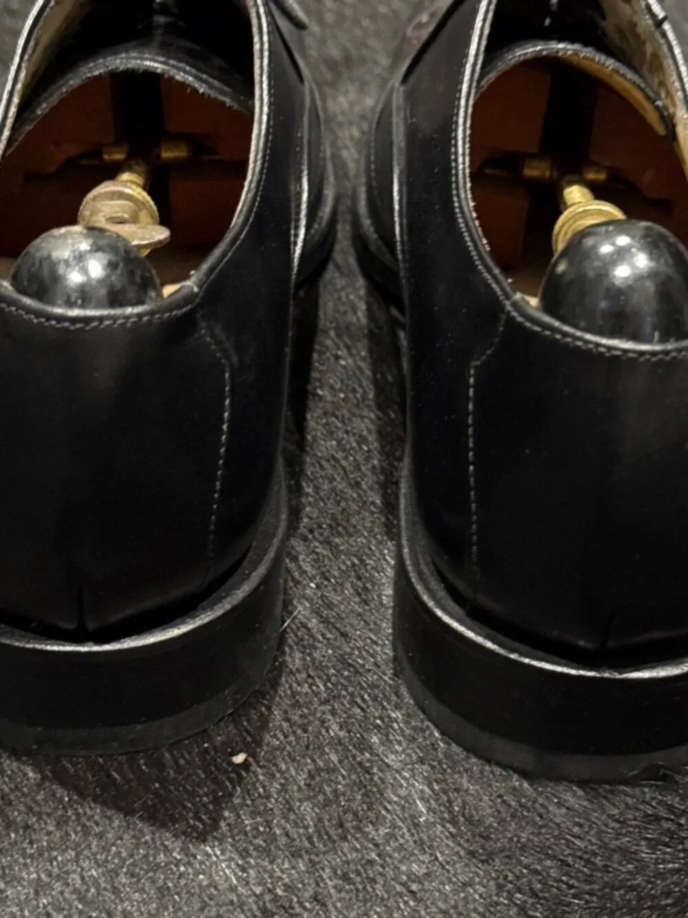 Loake Design Gunny Black Calf Leather Lace-Up Brogues Shoes 9.5D